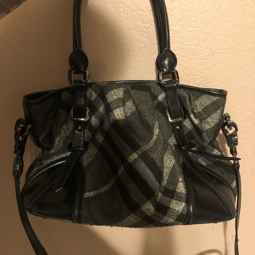 Burberry Beat Check Purse